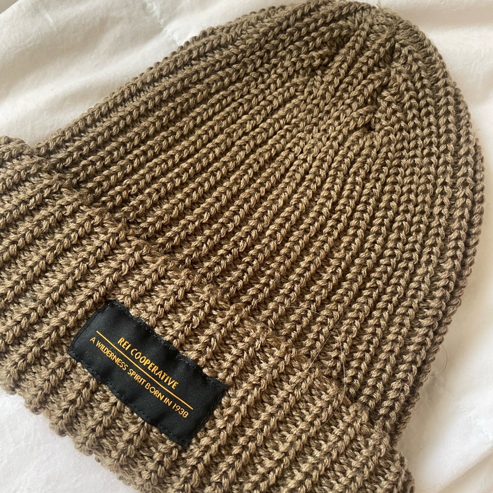 REI knit tan beanie
